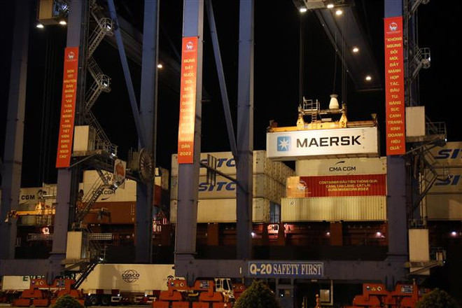Tân cảng Sài Gòn phát lệnh làm hàng đầu Xuân Nhâm Dần ảnh 2