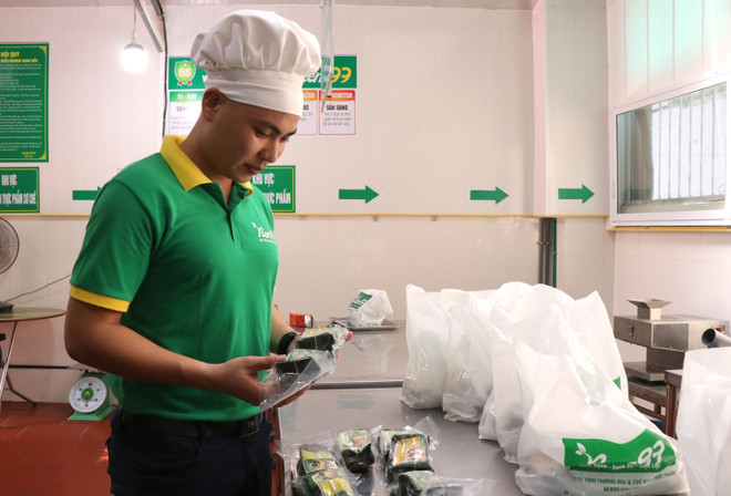 [Photo] Các công đoạn làm món nem thính - đặc sản Bắc Ninh ảnh 4