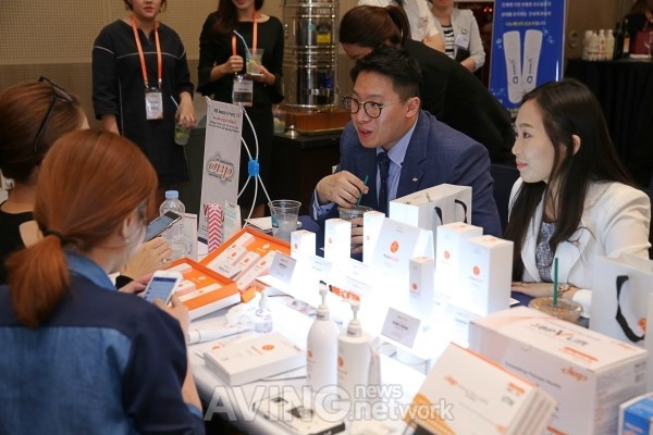 Mỹ phẩm từ nhau thai: Lời cầu nguyện tốt đẹp cho cuộc sống ảnh 4