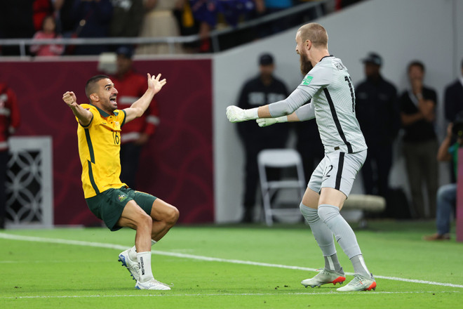 Australia giành vé dự World Cup 2022 sau loạt luân lưu may rủi ảnh 2