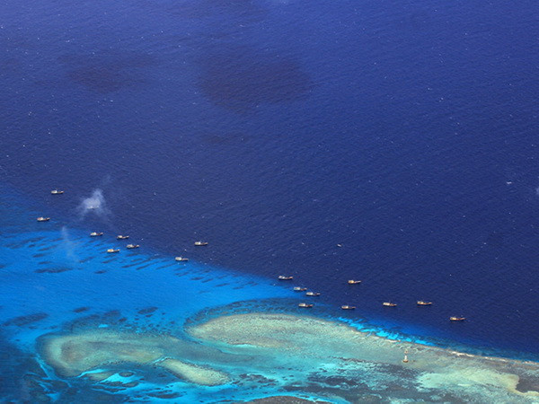 Australia phản đối Trung Quốc xây đảo và quân sự hóa Biển Đông ảnh 1