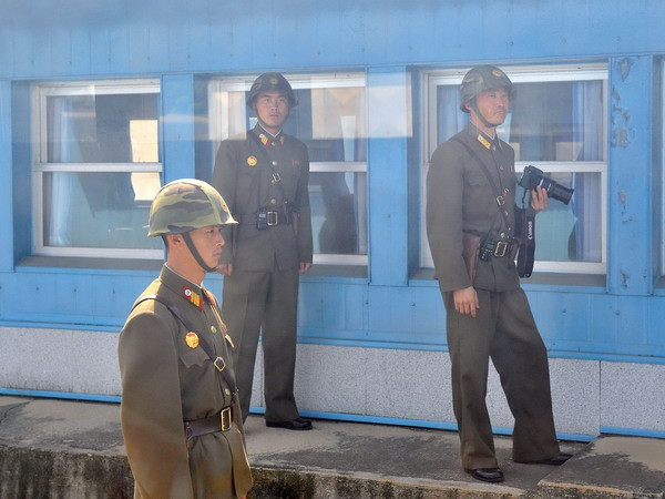 Triều Tiên cảnh báo xung đột "thảm khốc" tại làng đình chiến ảnh 1