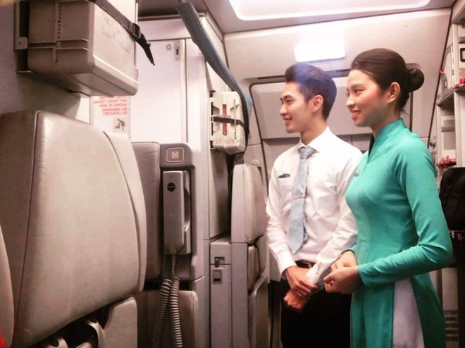 Những nhân viên hàng không quên Tết để phục vụ 'thượng đế' ảnh 1