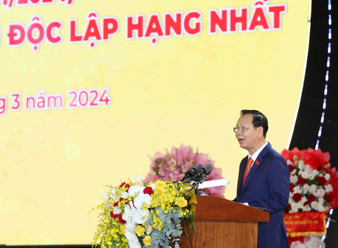 Đồng chí Ngô Thanh Danh, Bí thư Tỉnh ủy, Trưởng đoàn đại biểu Quốc hội tỉnh Đắk Nông phát biểu. (Ảnh: Nhan Sáng/TTXVN) ttxvn_ctqh dak nong (3).jpg