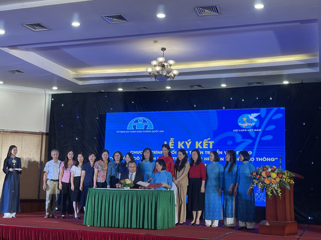 Xây dựng văn hóa giao thông ở Hà Nội: Cần nhân lên những mô hình ảnh 2