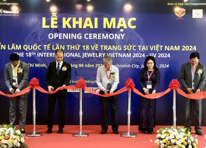 ttxvn_trien lam da quy (1).jpg