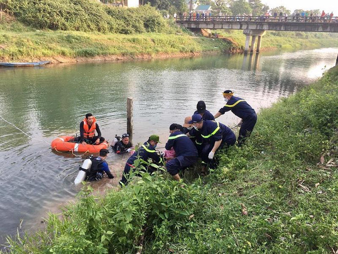 Quảng Trị: Tìm thấy thi thể hai học sinh đuối nước tại kênh thủy lợi ảnh 1