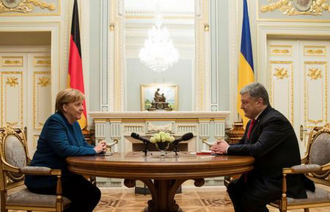 Thủ tướng Đức thăm Ukraine thảo luận về điểm nóng xung đột Donbass ảnh 1