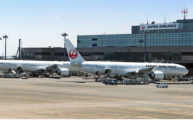 Japan Airlines phải hoãn chuyến bay do phi công phụ lái uống rượu ảnh 1