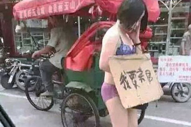 Phẫn nộ với người chồng đánh đập và bắt vợ ra đường bán thân ảnh 1