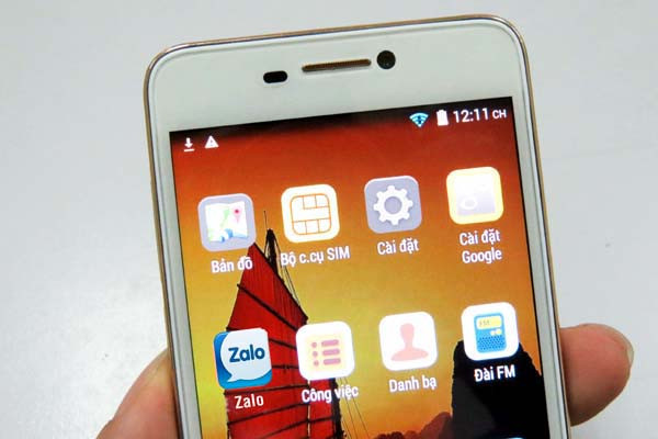 Massgo Vi3 chạy hệ điều hành Android. Smartphone thương hiệu Việt mỏng hơn iPhone 6, giá 3 triệu đồng ảnh 3