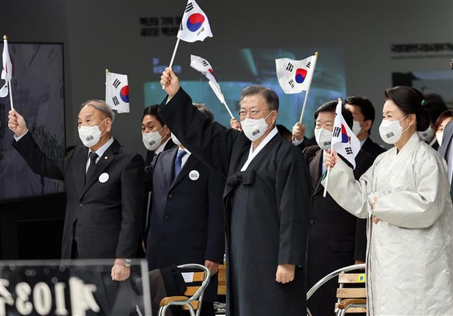 Hàn Quốc kêu gọi Nhật Bản nhìn nhận lịch sử để hướng tới hợp tác ảnh 1