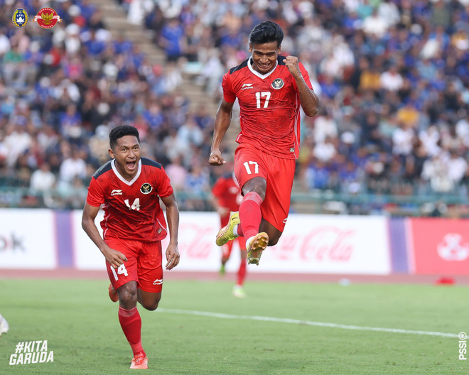 Niềm vui của các cầu thủ U22 Indonesia. (Nguồn: PSSI) Tuyển U22 Indonesia thắng đậm trong ngày ra quân SEA Games 32 ảnh 2