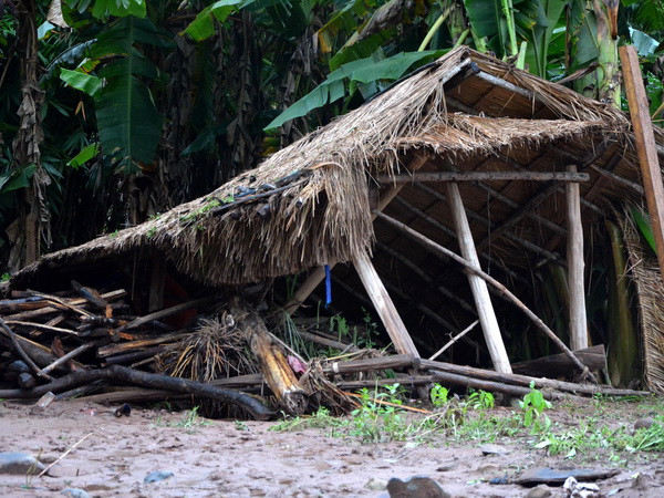 Dồn sức hỗ trợ bản nghèo Cà Là Pá - Điện Biên tan hoang sau lũ dữ ảnh 1