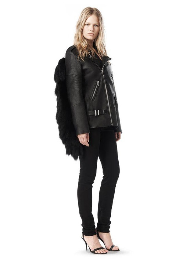 Cùng điểm lại 10 mẫu thiết kế kinh điển của Alexander Wang ảnh 13