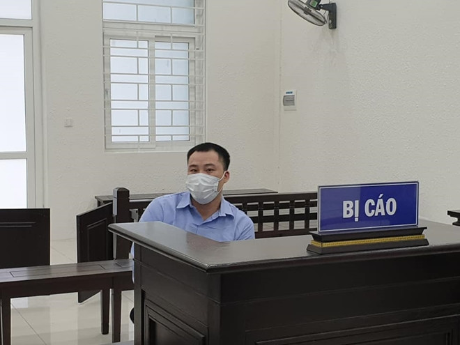 Bị cáo Nguyễn Đình Tùng. (Nguồn: cand.com.vn) Hà Nội: Phạt tù đối tượng cuối cùng vụ chém người ở chợ Long Biên ảnh 1