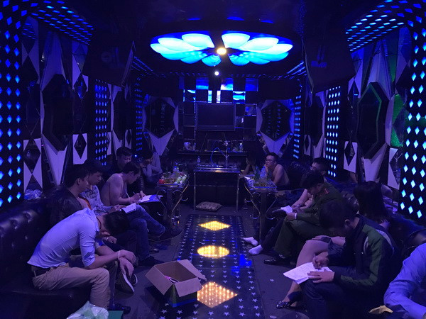 TP HCM chấn chỉnh các hoạt động kinh doanh dịch vụ nhạy cảm ảnh 1