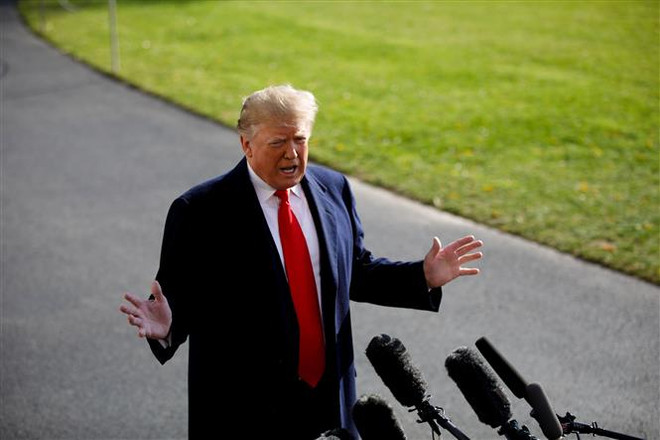 Tổng thống Mỹ ở lại thủ đô khi chính phủ bị đóng cửa một phần ảnh 1