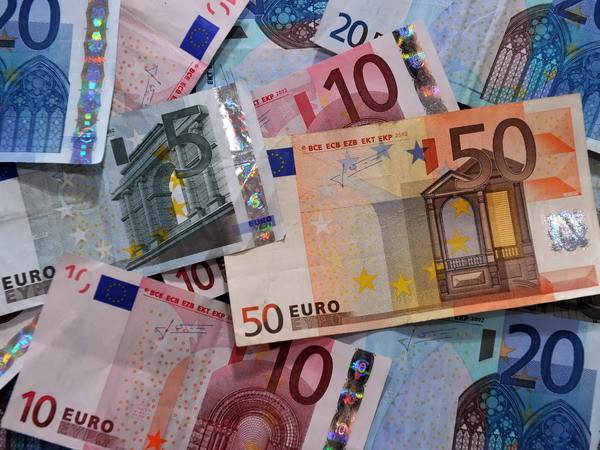 Bồ Đào Nha huy động hơn 1 tỷ euro từ trái phiếu ngắn hạn ảnh 1