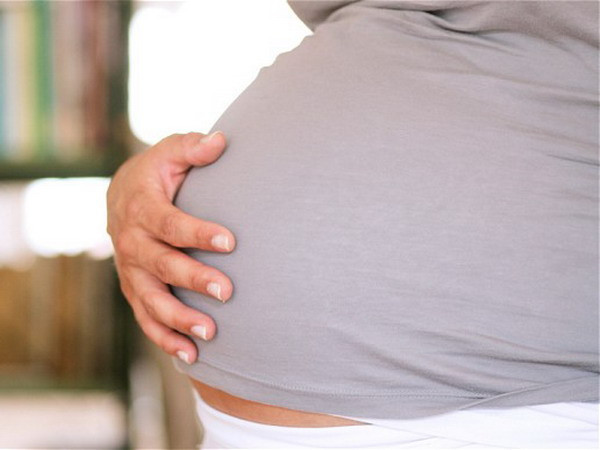 Phụ nữ mang bầu quá béo dễ có nguy cơ bị sảy thai ảnh 1