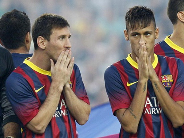 Messi và Neymar chỉ được tung vào sân trong hiệp 2. (Nguồn: Getty Images) HLV Martino dũng cảm khi "cất" cả Messi lẫn Neymar ảnh 2