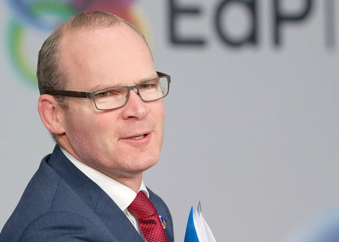 EU-Ireland rạn nứt quan hệ xung quanh vấn đề đường biên giới cứng ảnh 1