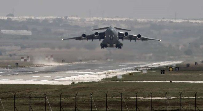 Liên minh quốc tế đẩy mạnh chiến dịch chống lại phiến quân IS ảnh 1