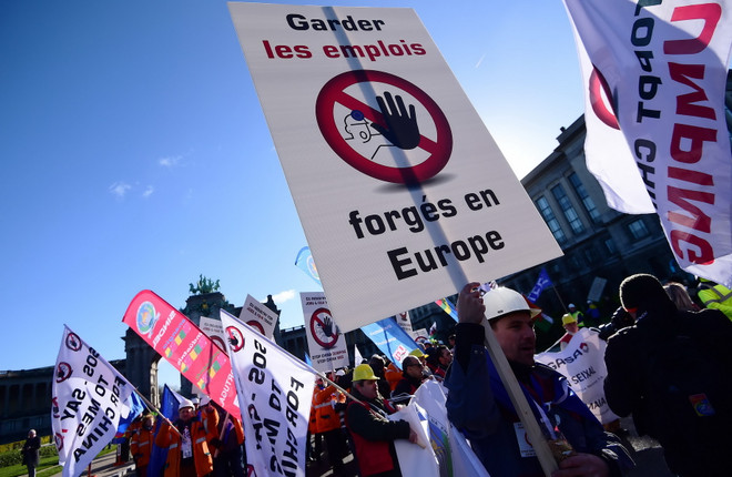 Trung Quốc khẳng định không bán phá giá thép tại châu Âu ảnh 1