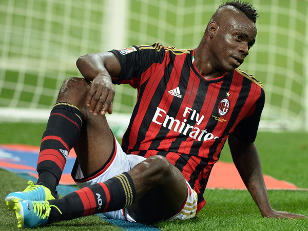 Chuyển nhượng 8/6: Arsenal mua Balotelli, M.U sắp có Sanchez? ảnh 2