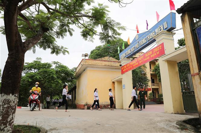 Ngày thứ hai thi tốt nghiệp THPT: Nhiều nơi mưa dông, Hà Nội ngày nắng ảnh 1