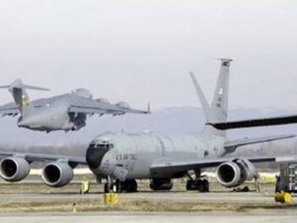 Mỹ đóng cửa căn cứ quân sự tại Kyrgyzstan sau 12 năm sử dụng ảnh 1