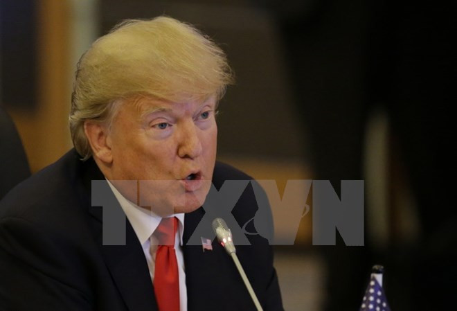 Tổng thống Mỹ Donald Trump lên tiếng về vụ sáp nhập AT&T-Time Warner ảnh 1