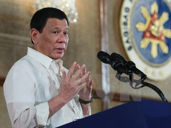 Tổng thống Philippines Duterte hủy hòa đàm với nhóm vũ trang NPA ảnh 1