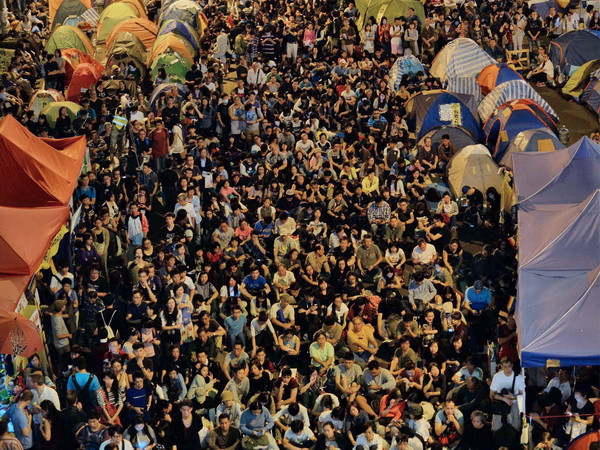 Biểu tình ở Hong Kong: Hơn 200 người trong danh sách điều tra ảnh 1