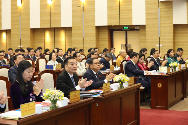 Hà Nội: Kinh tế duy trì tăng trưởng khá dù gặp nhiều tác động tiêu cực ảnh 2