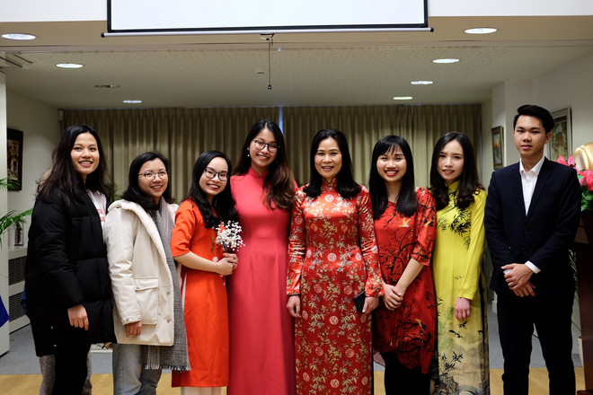 Cộng đồng người Việt ở Hà Lan náo nức gặp mặt mừng Xuân Kỷ Hợi ảnh 6