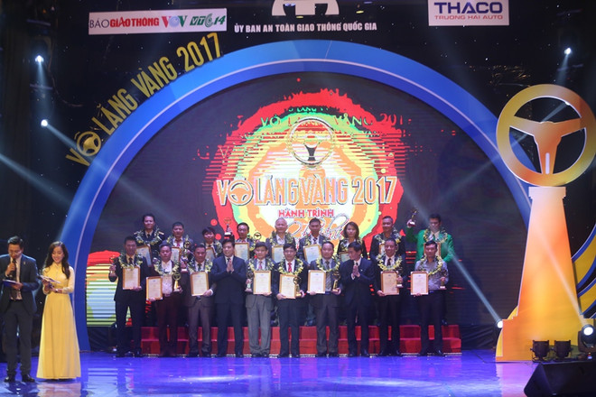 Giải thưởng 'Vô lăng vàng' 2017 vinh danh 46 lái xe trên cả nước ảnh 2