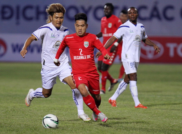 Thua sốc đội bóng Campuchia, Becamex Bình Dương thành cựu vương ảnh 1
