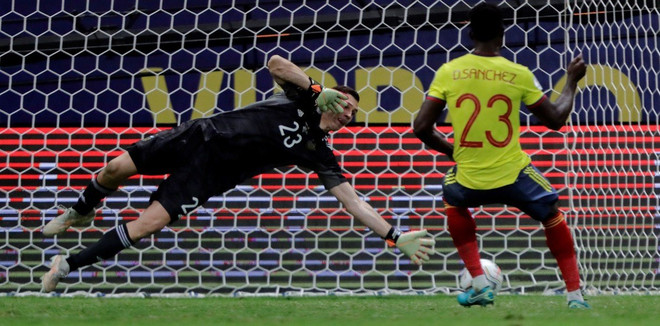 Hạ Colombia, Argentina đối đầu Brazil ở chung kết Copa Ameria ảnh 2