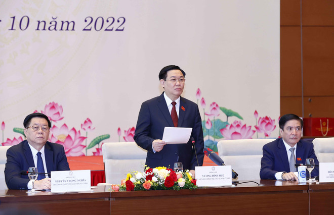 Chủ tịch Quốc hội gặp mặt người làm xuất bản tiêu biểu cả nước ảnh 1