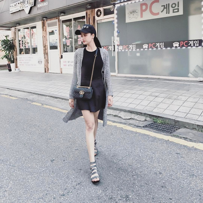 Dàn sao Việt bừng sức sống với street style rực rỡ sắc màu ảnh 18