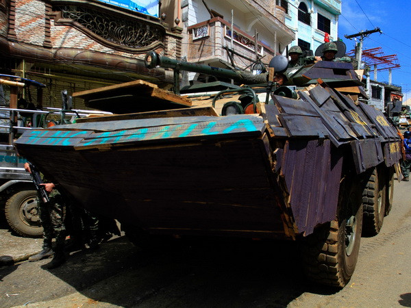 Tổng thống Philippines cảm ơn Mỹ đã hỗ trợ cuộc chiến chống IS ảnh 1