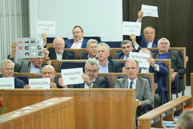 Sự kiện quốc tế 13-19/11: Tàu ngầm mất tích, Qualcomm 'quay lưng' ảnh 6