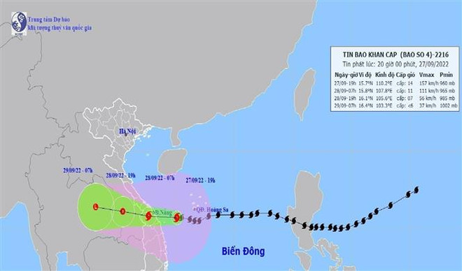 Bão số 4 Noru cách đất liền Đà Nẵng-Quảng Ngãi 180km, mạnh cấp 13-14 ảnh 1