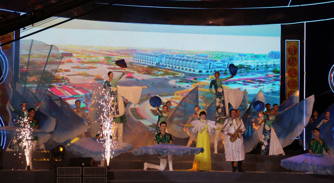 Độc đáo lễ hội đặc trưng vùng sông nước miền Tây Nam Bộ ảnh 1