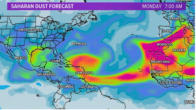 Mexico: Cát bụi từ sa mạc Sahara “nhuộm cam” bầu trời ở Yucatan ảnh 1