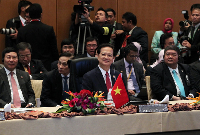 Thủ tướng tham dự các Hội nghị Cấp cao ASEAN với các đối tác ảnh 2