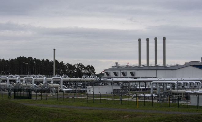 Giá khí đốt tăng sau khi Đức tạm ngừng phê duyệt Nord Stream 2 ảnh 1