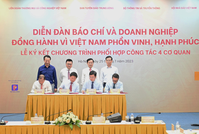 Báo chí chính thống thúc đẩy môi trường doanh nghiệp xác tín lành mạnh ảnh 2