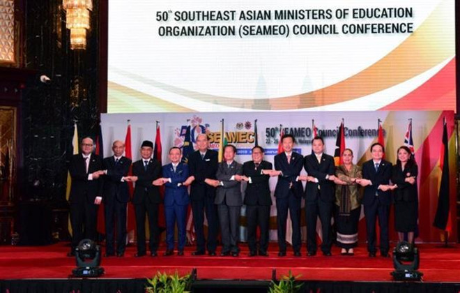 Bộ trưởng Phùng Xuân Nhạ: Cần xây dựng môi trường học tập hạnh phúc ảnh 1